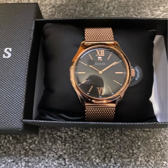 Watch - Picture 1 of 1